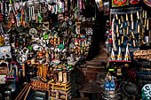 Kumbakonam Tamil-Nadu. Shops inside the Kumbheshvara temple.